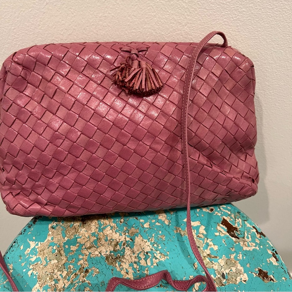 Vintage Woven Leather Shoulder Crossbody Bag tassels soft pink by MEYERS USA